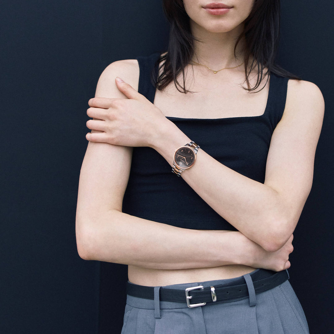 Vejrhøj의 Petite Royal black rose