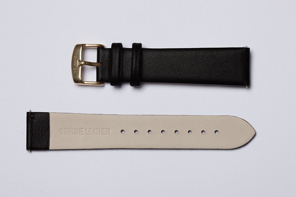 골드 컬러 버클과 검은색 가죽 34MM 스트랩