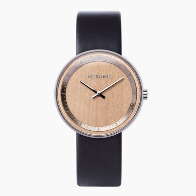 천연 단풍나무 원목으로 링과 다이얼이 디자인된 더 메이플 시계, 검정색 가죽 스트랩 