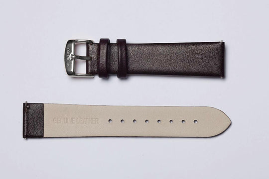 실버 컬러 버클과 짙은 갈색 가죽 34MM 스트랩
